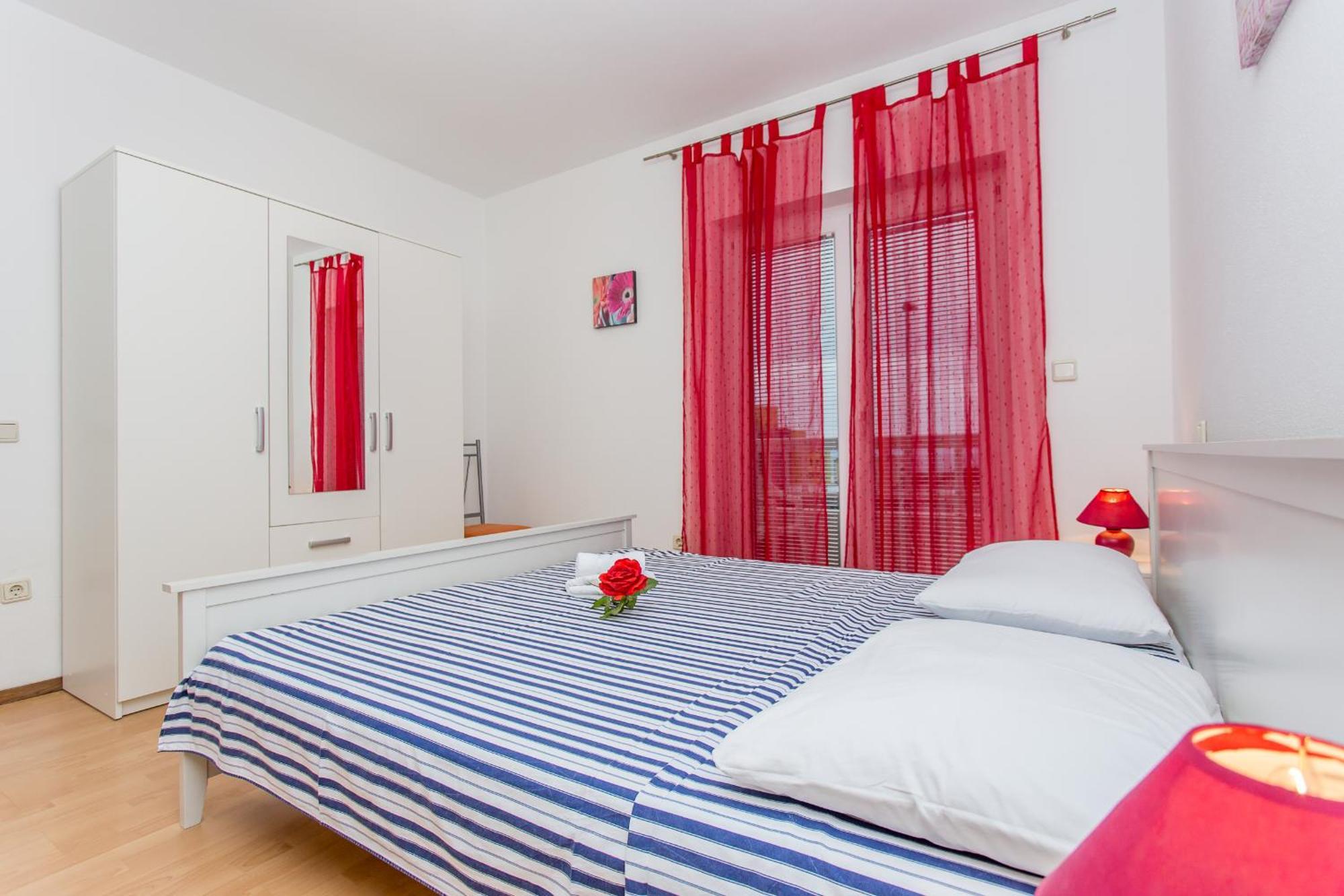 מאקרסקה Apartments Grepo Sljeme חדר תמונה