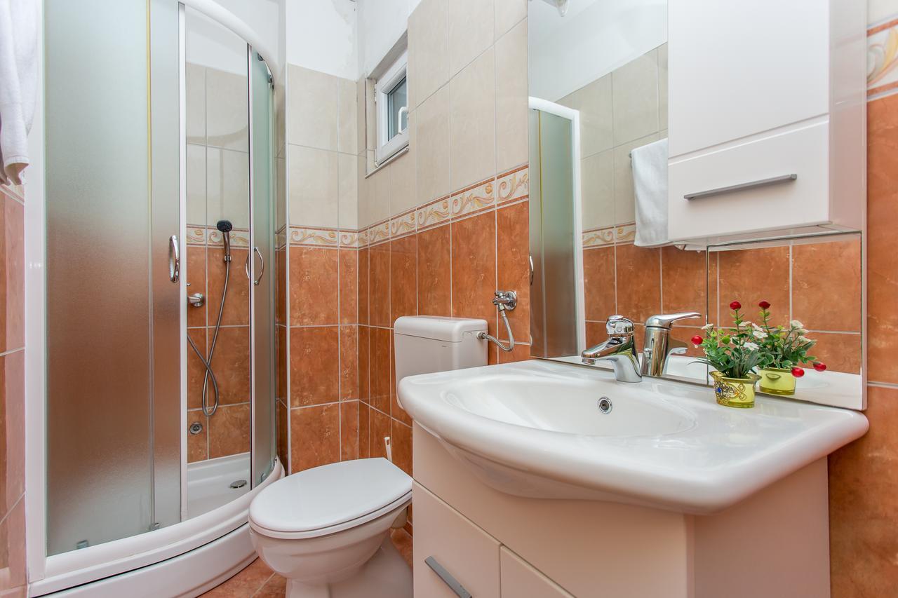 מאקרסקה Apartments Grepo Sljeme מראה חיצוני תמונה